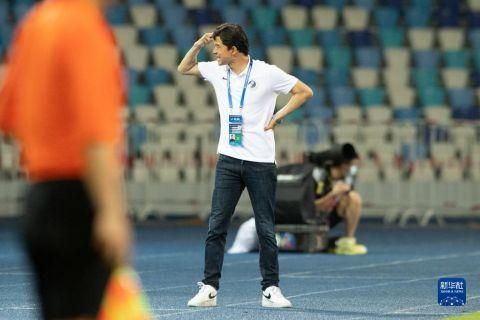 精品国产人成亚洲区